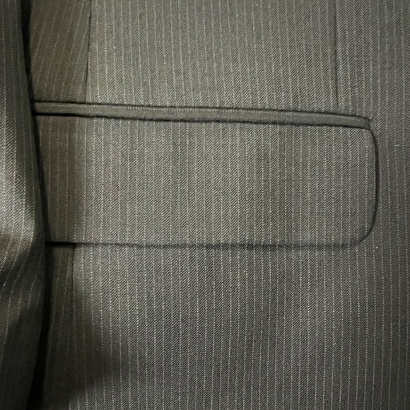 Brooks Brothers 44S 2 button micro pin stripe two piece suit - Picture 7 of 7